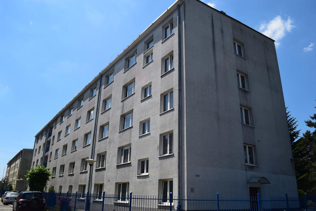 Dom Studencki Atol Hostel Krasków Exterior foto